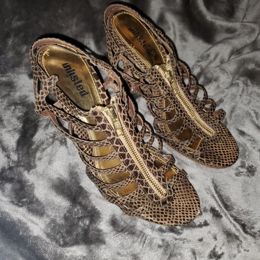 Snake skin heels Unlisted